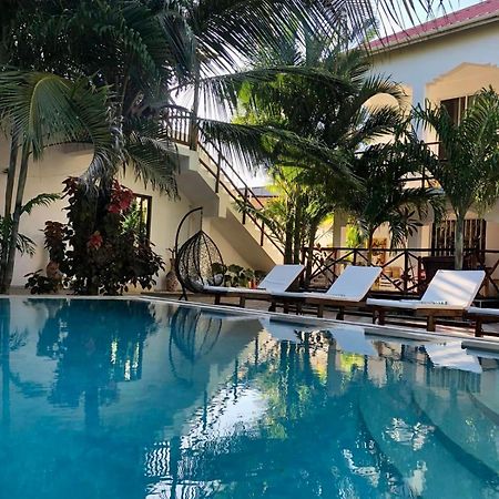 Cezere The Palm Hotel ปาเยอ ภายนอก รูปภาพ