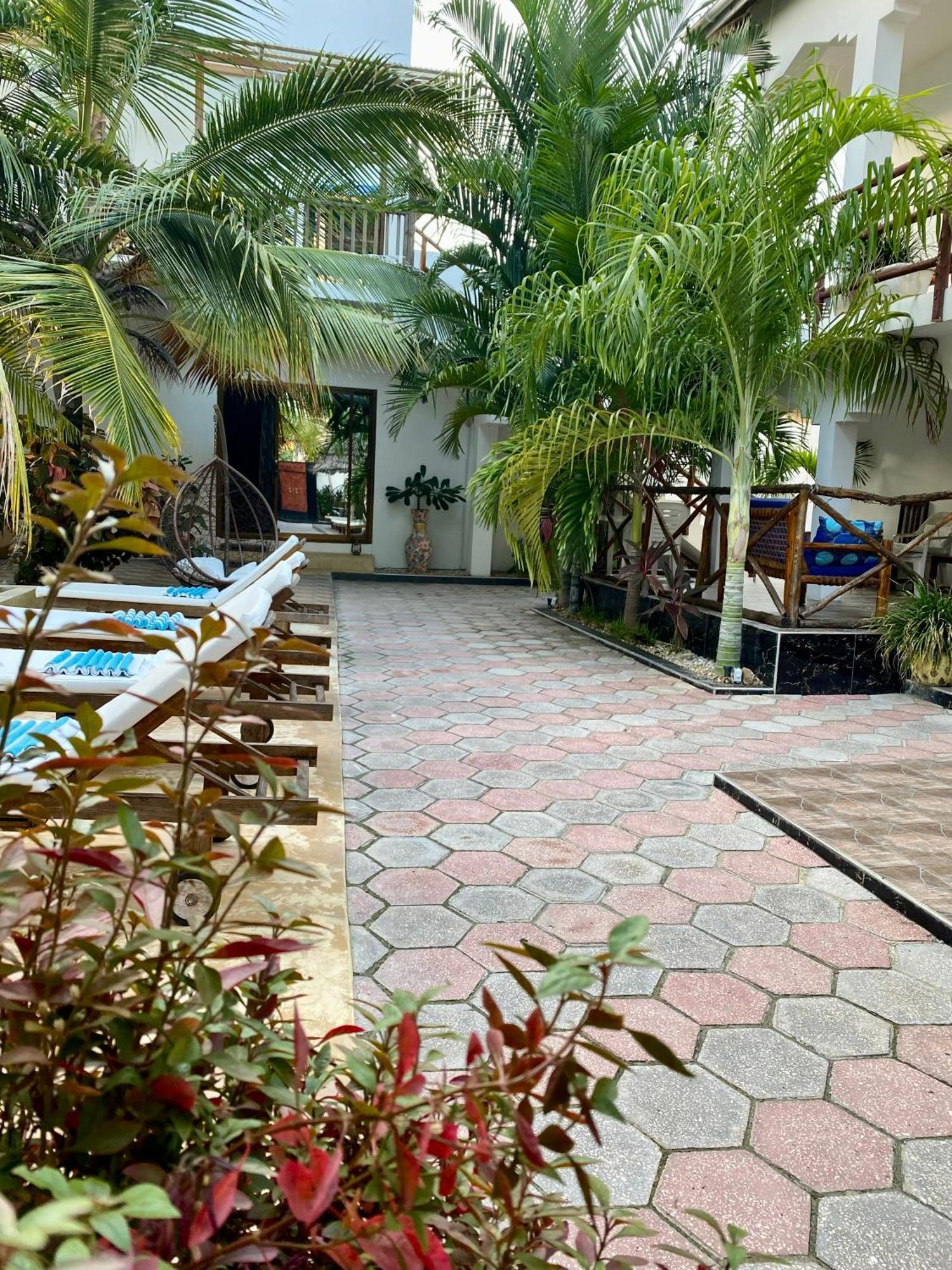 Cezere The Palm Hotel ปาเยอ ภายนอก รูปภาพ