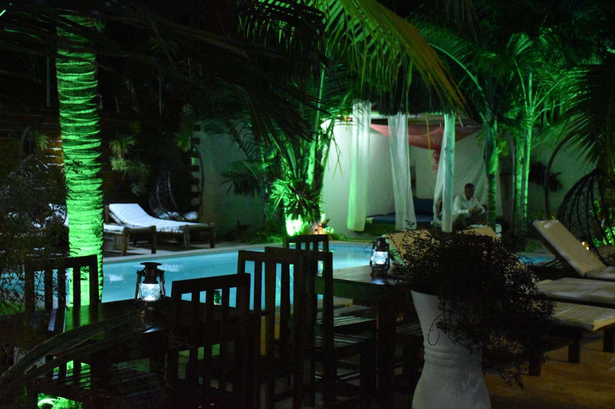 Cezere The Palm Hotel ปาเยอ ภายนอก รูปภาพ