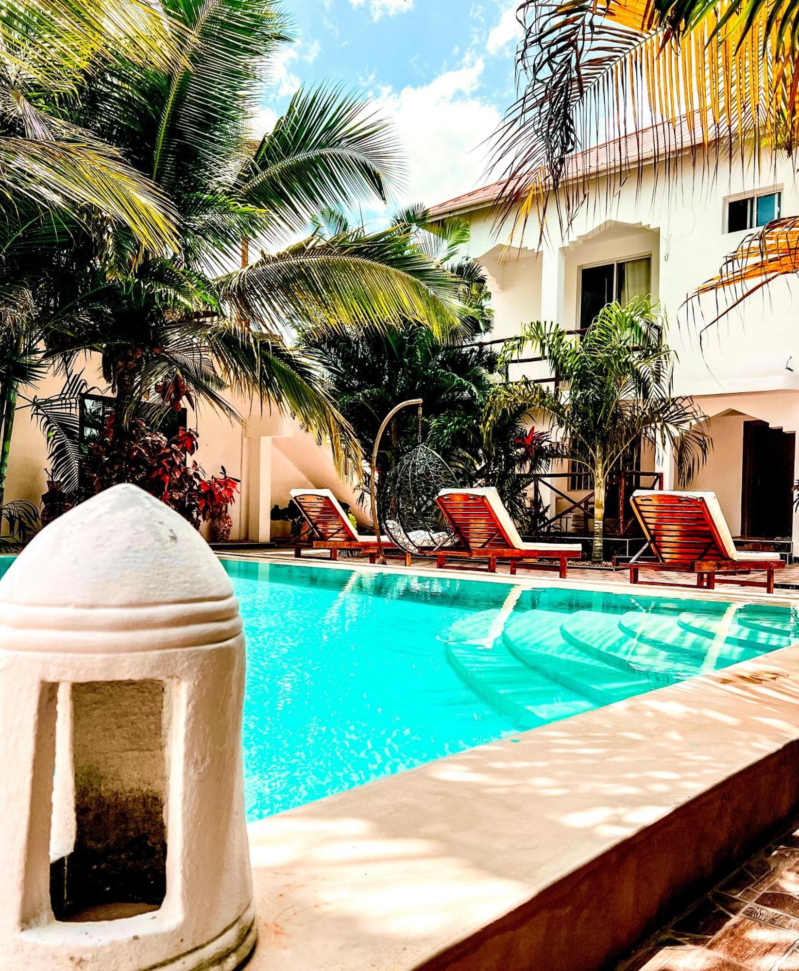 Cezere The Palm Hotel ปาเยอ ภายนอก รูปภาพ
