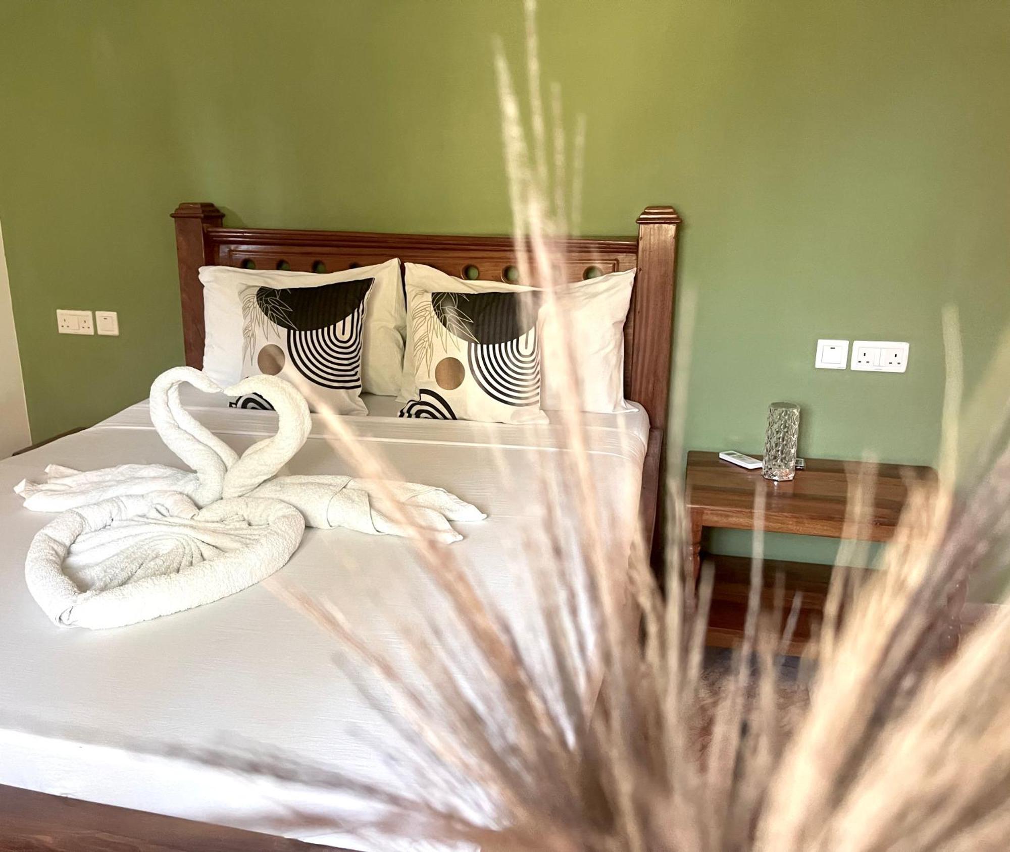 Cezere The Palm Hotel ปาเยอ ภายนอก รูปภาพ
