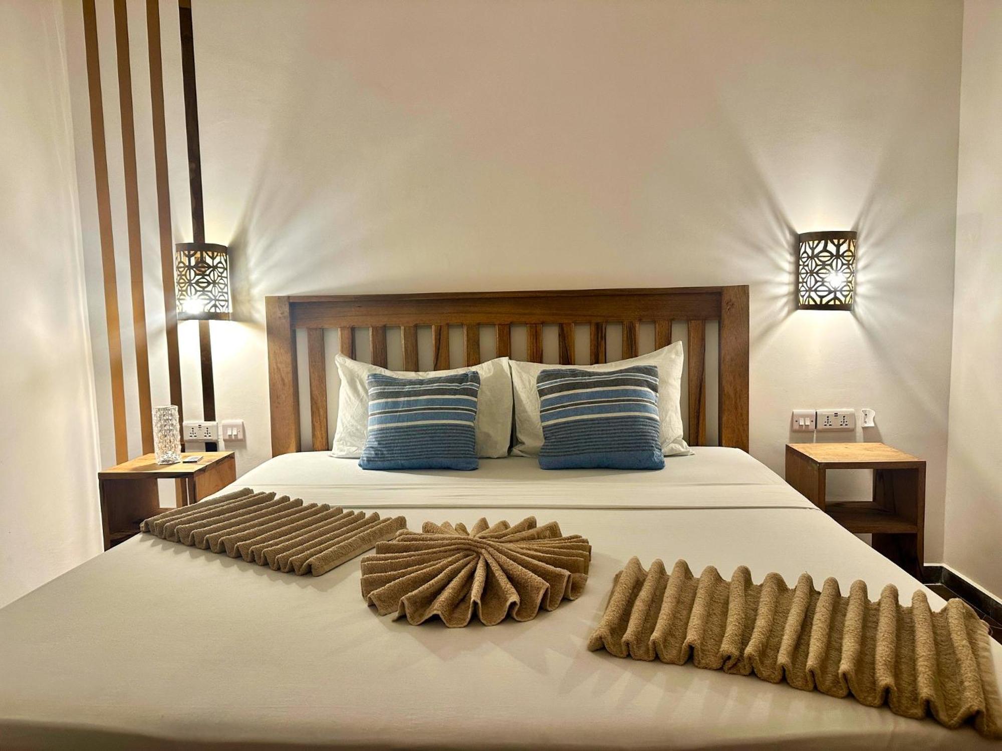 Cezere The Palm Hotel ปาเยอ ภายนอก รูปภาพ